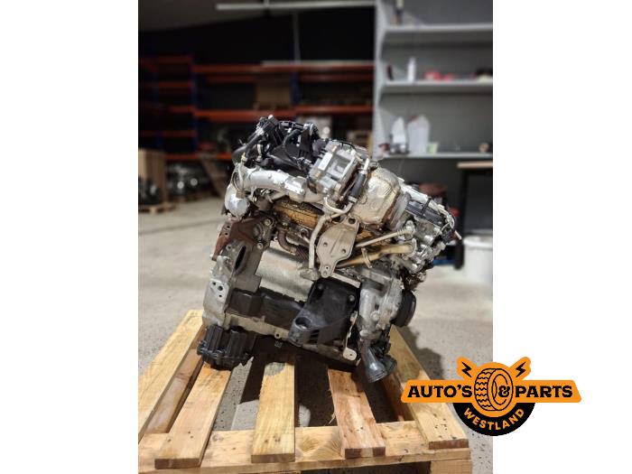 Używane Silnik Mercedes E (W213) E-220d 2.0 Turbo 16V Cena € 6.655,00 Z VAT oferowane przez Auto's en Parts Westland B.V.
