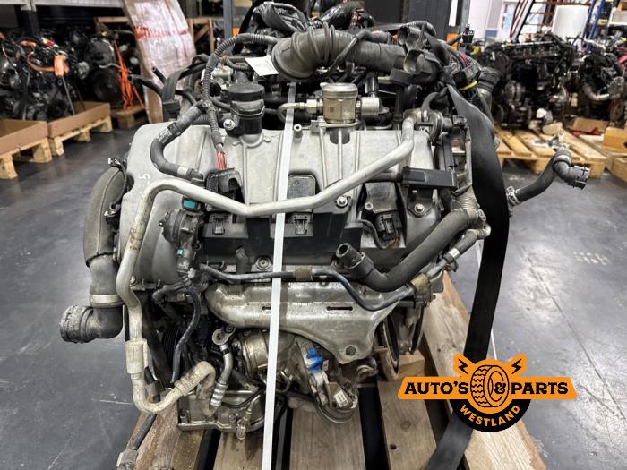 Engine from a Porsche Macan (95B) 3.0 V6 24V S 2017
