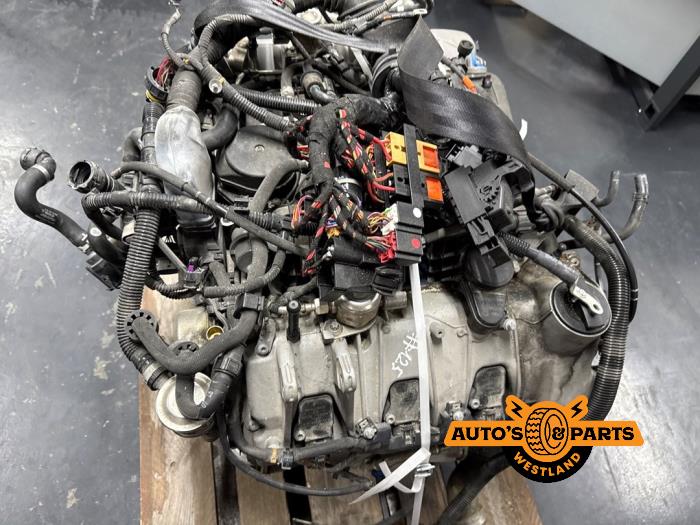 Engine from a Porsche Macan (95B) 3.0 V6 24V S 2017
