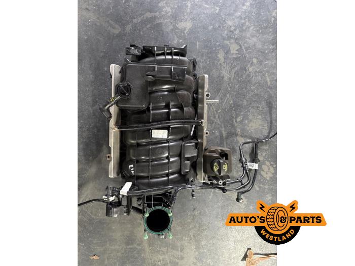 Gebrauchte Ansaugbrugge Dodge Ram 2500 (DS/DJ) 5.7 V8 Hemi 2500 Preis € 450,00 Margenregelung angeboten von Auto's en Parts Westland B.V.
