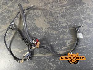 Batterisensor från en Mercedes-Benz A (W176) 1.6 A-160 16V 2016