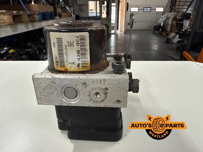 Begagnade ABS-pump Ford Fiesta 6 (JA8) 1.25 16V Pris € 39,99 Marginaltabell erbjuds av Auto's en Parts Westland B.V.
