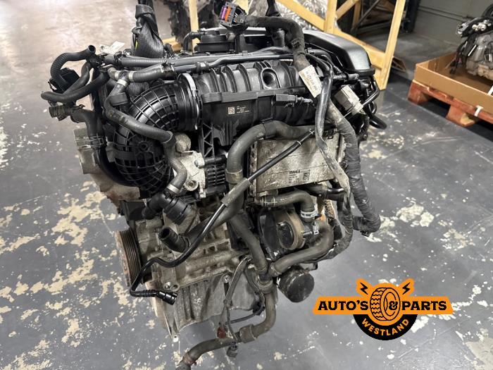 Engine from a Seat Leon (KLB) 1.5 TSI 16V 2020