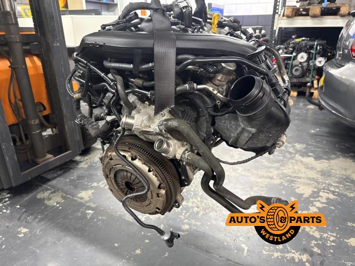 Engine from a Seat Leon (KLB) 1.5 TSI 16V 2020