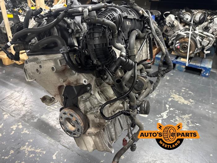 Engine from a Seat Leon (KLB) 1.5 TSI 16V 2020