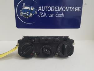 Usados Panel de control de calefacción Volkswagen Golf V (1K1) 1.9 TDI Precio € 42,35 IVA incluido ofrecido por Autodemontage J&W van Esch