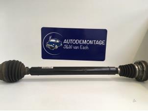 Used Front drive shaft, right Volkswagen Golf VII (AUA) 2.0 TDI 16V Price € 102,85 Inclusive VAT offered by Autodemontage J&W van Esch