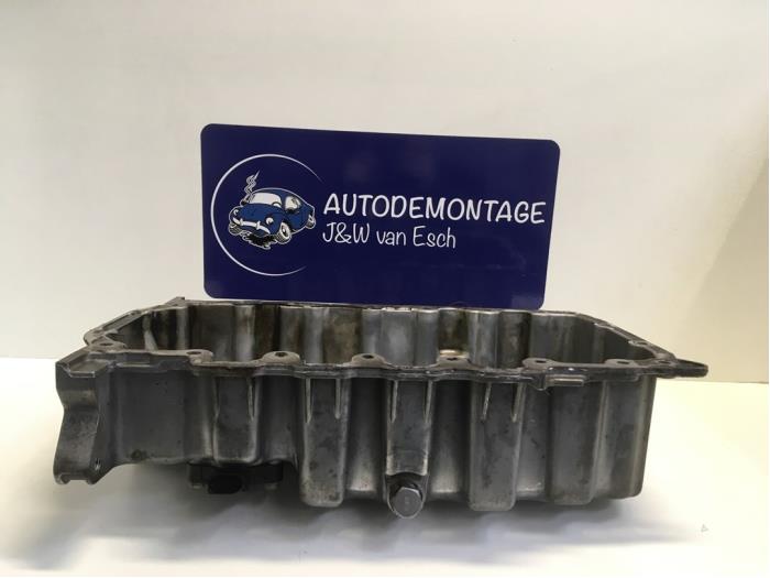 Used Sump Volkswagen Golf Sportsvan (AUVS) 1.6 TDI BlueMotion 16V Price € 90,75 Inclusive VAT offered by Autodemontage J&W van Esch