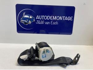 Used Rear seatbelt, left Ford Fiesta Price € 48,40 Inclusive VAT offered by Autodemontage J&W van Esch