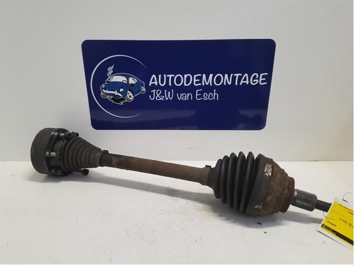Gebrauchte Antriebswelle links vorne Seat Leon (5FB) 1.6 TDI Ecomotive 16V Preis € 60,50 Mit Mehrwertsteuer angeboten von Autodemontage J&W van Esch
