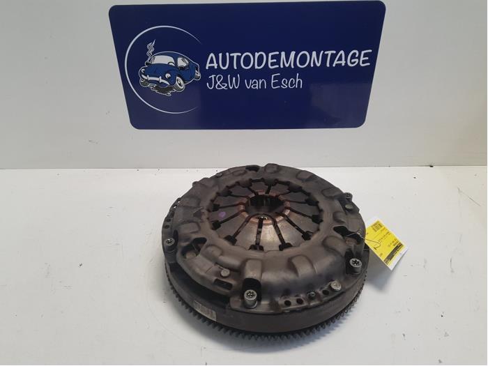 Begagnade Startkuggkrans Fiat Punto Evo (199) 1.3 JTD Multijet 85 16V Euro 5 Pris € 90,75 Inklusive moms erbjuds av Autodemontage J&W van Esch