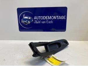 Usagé Commutateur vitre électrique Ford Fiesta 6 (JA8) 1.0 SCI 12V 80 Prix € 24,20 Prix TTC proposé par Autodemontage J&W van Esch