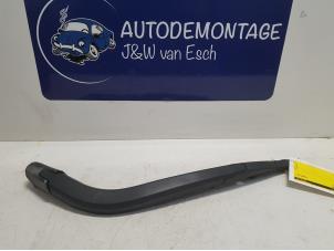 Used Rear wiper arm Nissan Pixo (D31S) 1.0 12V Price € 18,15 Inclusive VAT offered by Autodemontage J&W van Esch