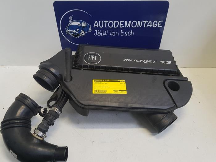 Gebrauchte Luftfilter Fiat Punto Evo (199) 1.3 JTD Multijet 85 16V Euro 5 Preis € 90,75 Mit Mehrwertsteuer angeboten von Autodemontage J&W van Esch