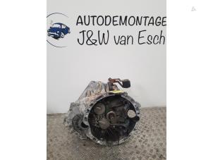 Usados Caja de cambios Mercedes A (W176) 1.6 A-200 16V Precio € 726,00 IVA incluido ofrecido por Autodemontage J&W van Esch