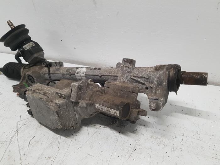 Steering box from a Mercedes-Benz A (W176) 1.6 A-200 16V 2016