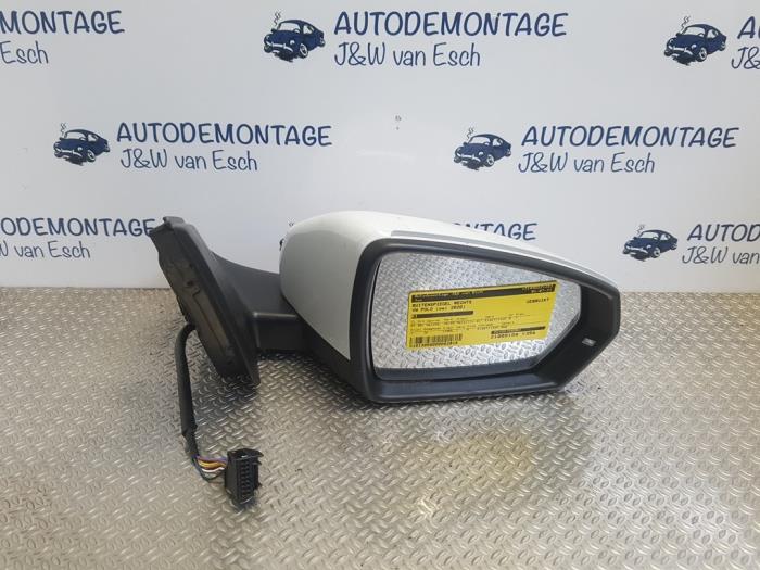 Wing mirror, right from a Volkswagen Polo VI (AW1) 1.0 TSI 12V BlueMotion 2020