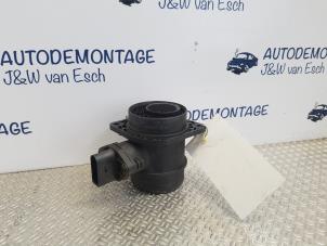 Usados Medidor de masa de aire Volkswagen Polo IV (9N1/2/3) 1.9 TDI 100 Precio € 24,20 IVA incluido ofrecido por Autodemontage J&W van Esch