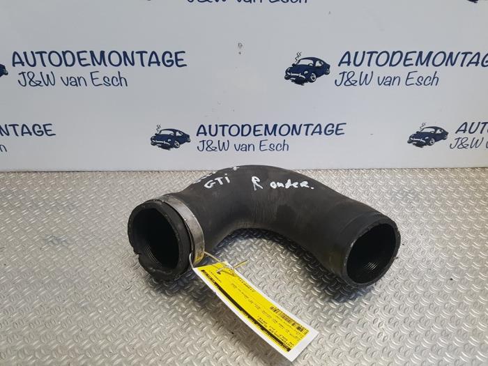 Gebrauchte Intercooler Schlauch Volkswagen Golf VII (AUA) 2.0 GTI 16V Clubsport Preis € 24,20 Mit Mehrwertsteuer angeboten von Autodemontage J&W van Esch