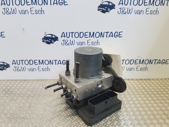 Usagé Pompe ABS Volkswagen Polo VI (AW1) 1.0 TSI 12V Prix € 60,50 Prix TTC proposé par Autodemontage J&W van Esch