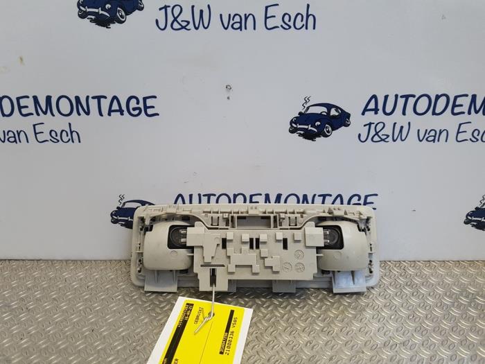 Eclairage intérieur arrière d'un Volkswagen Polo VI (AW1) 1.0 TSI 12V 2019