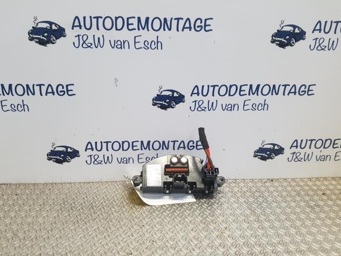 Opornik nagrzewnicy z Volkswagen Golf VIII (CD1) 1.5 TSI BlueMotion 16V 2020