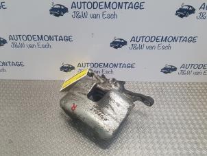 Used Front brake calliper, right Volkswagen Golf VIII (CD1) 1.5 TSI BlueMotion 16V Price € 60,50 Inclusive VAT offered by Autodemontage J&W van Esch