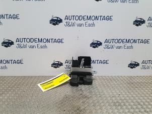 Used Tailgate lock mechanism Volkswagen Golf VII (AUA) 1.4 TSI 16V Price € 24,20 Inclusive VAT offered by Autodemontage J&W van Esch