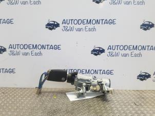 Usados Cerradura de contacto y llave Volkswagen Golf VII (AUA) 1.4 TSI 16V Precio € 60,50 IVA incluido ofrecido por Autodemontage J&W van Esch