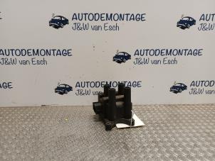 Używane Zestaw cewek zaplonowych Ford Focus 1 Wagon 1.6 16V Cena € 18,15 Z VAT oferowane przez Autodemontage J&W van Esch