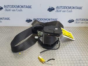 Used Front seatbelt, right Fiat Panda (169) 1.2 Fire Price € 48,40 Inclusive VAT offered by Autodemontage J&W van Esch