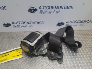 Used Front seatbelt, left Mini Mini (R56) 1.6 16V Cooper Price € 36,30 Inclusive VAT offered by Autodemontage J&W van Esch