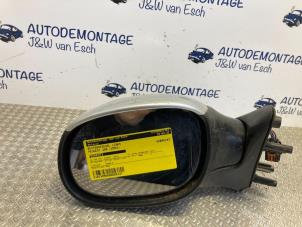 Used Wing mirror, left Peugeot 206 (2B) 1.4 Price € 24,20 Inclusive VAT offered by Autodemontage J&W van Esch