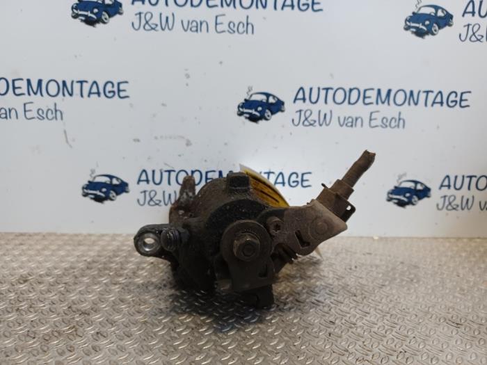 Rear brake calliper, left from a Volkswagen Golf IV (1J1) 1.6 16V 2003