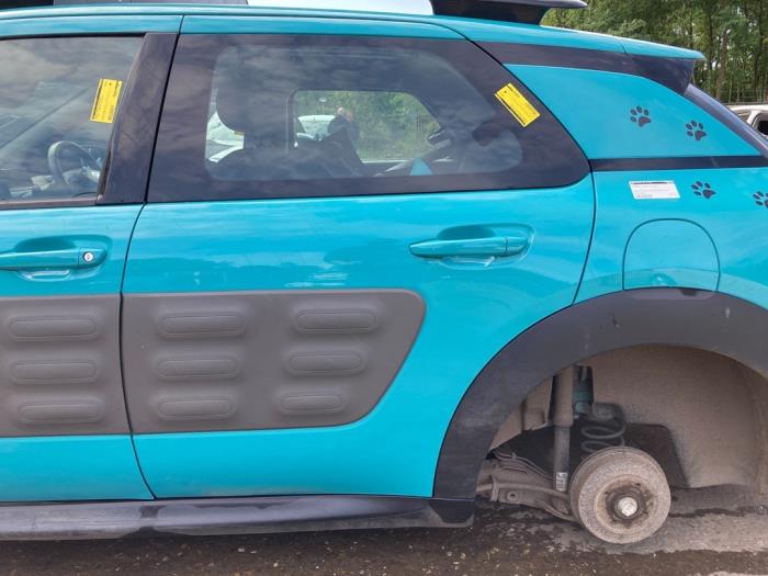Rear door 4-door, left from a Citroën C4 Cactus (0B/0P) 1.2 PureTech 82 12V 2016