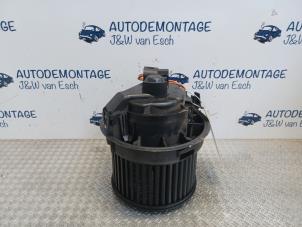 Used Heating and ventilation fan motor Peugeot 108 1.0 12V VVT-i Price € 36,30 Inclusive VAT offered by Autodemontage J&W van Esch