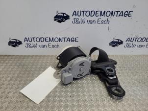 Usagé Ceinture de sécurité arrière droite Peugeot 108 1.0 12V VVT-i Prix € 18,15 Prix TTC proposé par Autodemontage J&W van Esch