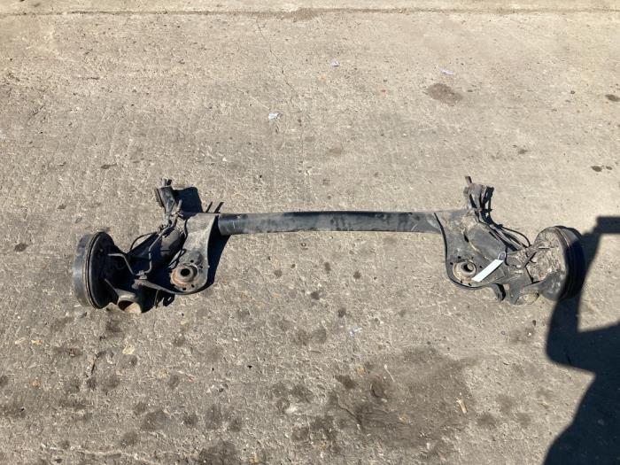 Gebrauchte Hinterachse Vorderradantrieb Peugeot 108 1.0 12V VVT-i Preis € 181,50 Mit Mehrwertsteuer angeboten von Autodemontage J&W van Esch