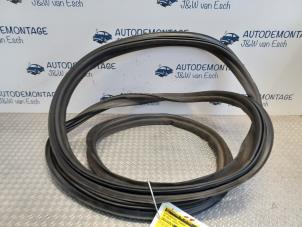 Used Boot lid seal Volkswagen Polo VI (AW1) 1.0 MPI 12V Price € 30,25 Inclusive VAT offered by Autodemontage J&W van Esch