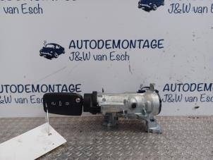 Used Ignition lock + key Volkswagen Golf Sportsvan (AUVS) 1.6 TDI BlueMotion 16V Price € 42,35 Inclusive VAT offered by Autodemontage J&W van Esch