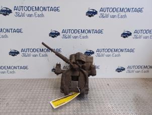 Używane Zacisk hamulcowy lewy tyl Volkswagen Golf Sportsvan (AUVS) 1.6 TDI BlueMotion 16V Cena € 60,50 Z VAT oferowane przez Autodemontage J&W van Esch