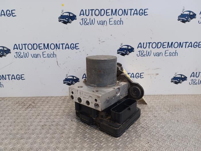 Gebrauchte ABS Pumpe Seat Ibiza V (KJB) 1.0 MPI 12V Preis € 121,00 Mit Mehrwertsteuer angeboten von Autodemontage J&W van Esch