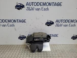 Used Tailgate lock mechanism Opel Corsa F (UB/UH/UP) 1.2 12V 75 Price € 30,25 Inclusive VAT offered by Autodemontage J&W van Esch