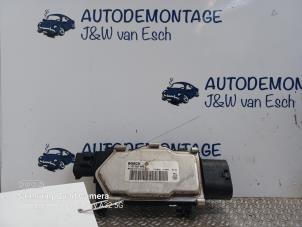 Usados Ordenador de refrigeración Mercedes CLA (117.3) 1.6 CLA-200 16V Precio € 30,25 IVA incluido ofrecido por Autodemontage J&W van Esch