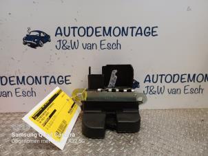 Gebrauchte Schließmechanik Heckklappe Volkswagen Polo VI (AW1) 1.0 TSI 12V Preis € 24,20 Mit Mehrwertsteuer angeboten von Autodemontage J&W van Esch