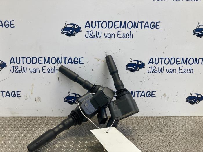 Stift Zündspule van een Volkswagen Polo VI (AW1) 1.0 TSI 12V 2019