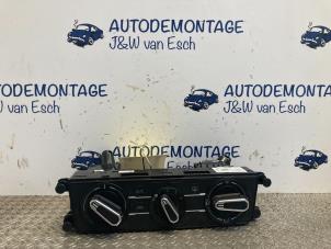 Używane Panel sterowania nagrzewnicy Volkswagen Polo VI (AW1) 1.0 TSI 12V Cena € 36,30 Z VAT oferowane przez Autodemontage J&W van Esch