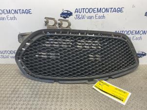 Used Bumper grille Mercedes CLA (117.3) 1.6 CLA-200 16V Price € 36,30 Inclusive VAT offered by Autodemontage J&W van Esch