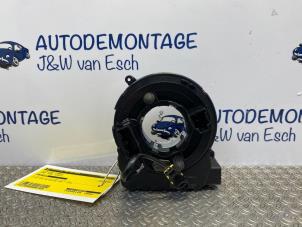 Usados Muelle de reloj airbag Ford Puma 1.0 Ti-VCT EcoBoost Hybrid 12V Precio € 60,50 IVA incluido ofrecido por Autodemontage J&W van Esch