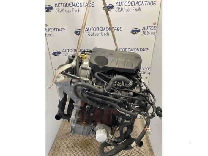 Motor van een Ford Puma 1.0 Ti-VCT EcoBoost Hybrid 12V 2021